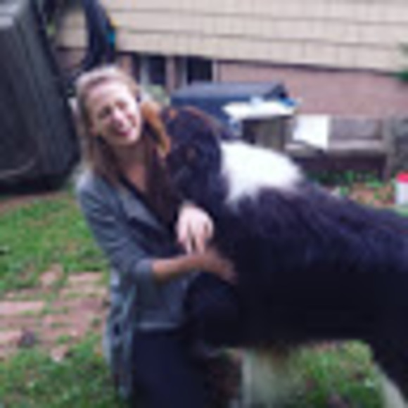 Meet your Posher, Amy - Picture 1 of 1